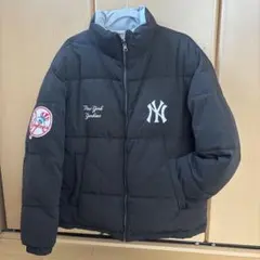 ニューヨークヤンキース　ダウンジャケット