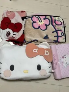 ハローキティ　サンリオ　キティ　ブランケット　クッションまとめ売りのサムネイル