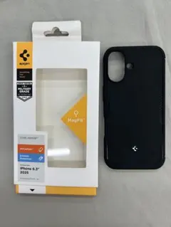 【週末限定価格】Spigen iPhone 17 ケース マットブラック