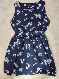 チャオパニック　ネイビーM 花柄ミニワンピース　春夏秋