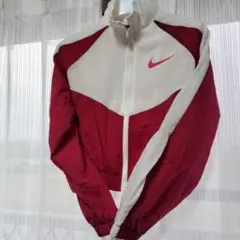 値下❤️ナイキ❤️ウィンドブレーカーGIRLS140
