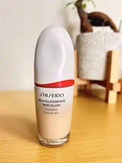 資生堂 shiseido エッセンス スキングロウ　220