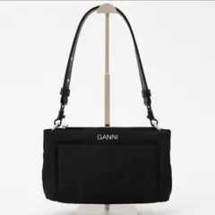 【美品】GANNI ブラックナイロンショルダーバッグ