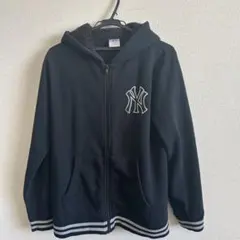 MLB ニューヨーク・ヤンキース パーカー Lサイズ ブラック