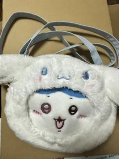 ちいかわサンリオコラボ　ハチワレシナモロール　ポシェット Sanrio