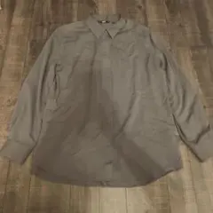 UNIQLO　レーヨン　長袖シャツのサムネイル