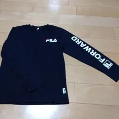 FILA ネイビー 長袖カットソー　140cm
