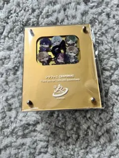 シクフォニ 金の盾風アクリルパネル - メルカリ
