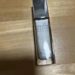 DIOR スキンフォーエバー　グロウマキシマイザー