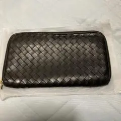 美品✨ボッテガヴェネタ イントレチャート　長財布 ラウンドファスナー　ブラック