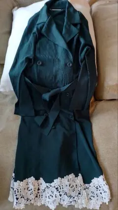 ミラオーウェン ダークグリーン 裾レース ニットトレンチコートワンピースVERY