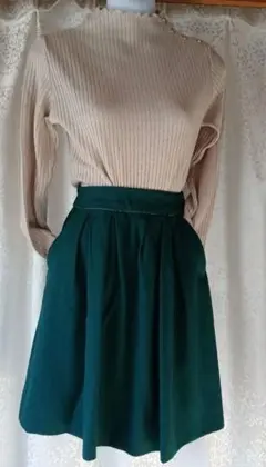 グリーン フレアスカート Mサイズ トップス付き