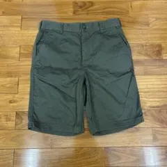 カーキ ショートパンツ 前面・後面ポケット付き
