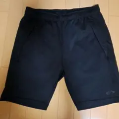 OAKLEY オークリー ハーフパンツ ブラック メンズМのサムネイル