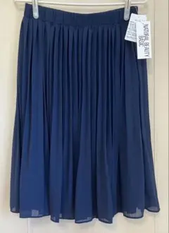 新品NATURAL BEAUTY BASICスカート　ネイビー