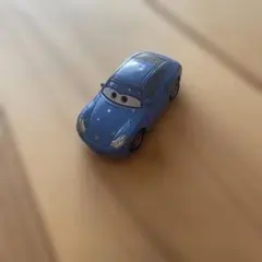 青② トミカ　カーズ サリー