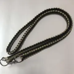 ハンドメイド　パラコード　ショルダーストラップ　カーキ×ベージュ