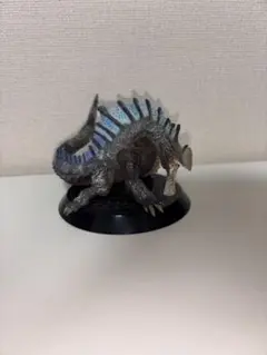 モンスターハンター　アグナコトル亜種　フィギュア