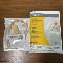 Medela 母乳保存バッグ 4枚セット&シリコン製おしゃぶりホルダーセットのサムネイル