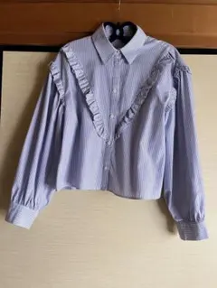 ZARA フリル付きストライプシャツ（青と白）