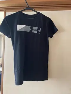 アンダーアーマー半袖Tシャツ