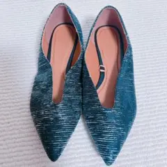 ポインテッドトゥフラットシューズS.ブラック