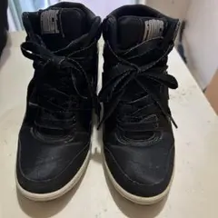 Item thumbnail for item 88cc2000-346e-4f9c-84a5-7690f087fc93