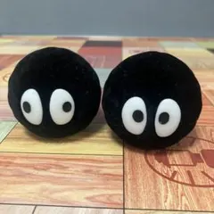 どんぐり共和国　まっくろくろすけでておいで　カプセル　ガチャ　2個セット