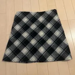 sona ミニスカート