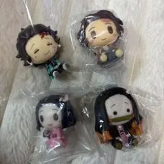 鬼滅の刃　ちょこのっこフィギュア　炭十郎 炭治郎 ねずこ　4種セット