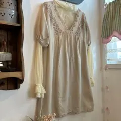 ローリーズファーム　ワンピース　レース襟　Vネック　チュニック半袖ブラウス　M