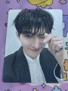 ドギョム　公式 FC更新　HOLIDAY トレカ