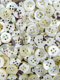 天然ヴィンテージ 高瀬貝ボタン 13mm 4つ穴 1set30個入　国産品