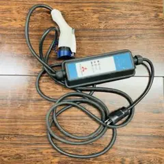 充電器 ケーブル 三菱純正 200V 通電確認済み 充電コードのサムネイル