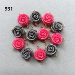 931.ハンドメイドコネクターチャーム
