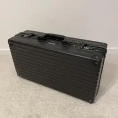 2025年最新】RIMOWA カラー：ブラック系 ビジネスバッグの人気