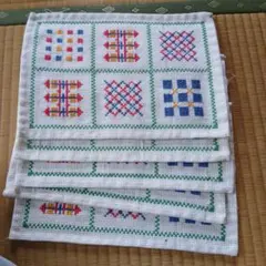 刺繍ランチョンマット5枚組のサムネイル