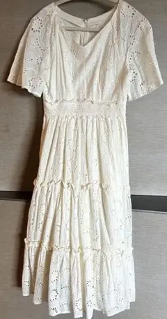 Item thumbnail for item 3e6e34d9-3436-41d8-bc3d-1172874ec1be