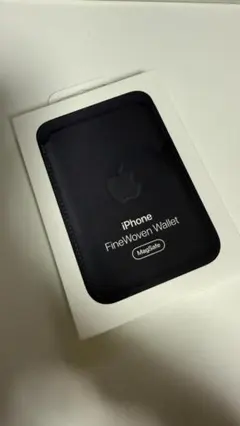 【純正】MagSafe対応iPhoneファインウーブンウォレット – ブラック