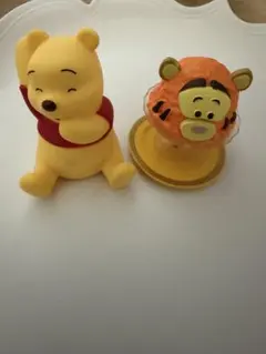 ぷにぷにし隊　プーさん　ティガー　カプセルトイ　フィギュア