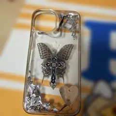 蝶とクロスのiPhoneケース