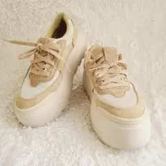 アグ オーストラリア マリンレガレース 24.0 厚底5.7cm