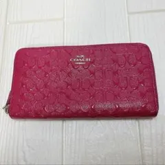 COACHフローラル パフォレイテッド クロスグレーン レザー アラウンド 