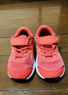 asics サーモンピンク　スニーカー マジックテープ