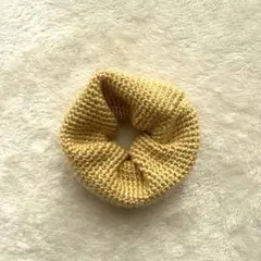 かぎ針編み シュシュ くすみカラー　大人可愛い　マスタード