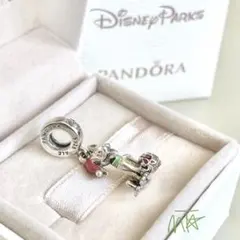 Pandora Disney Pluto Christmas charmのサムネイル
