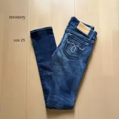 ❀︎moussy❀︎ホワイトステッチスリムデニムパンツ【25】のサムネイル