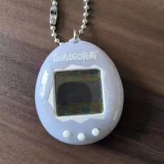 Tamagotchi パープル チェーン付き