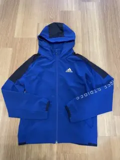adidas ウィンドブレーカー140㎝　ブルー