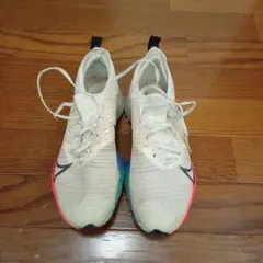 Nike ランニングシューズ CJ9924-100 24センチ